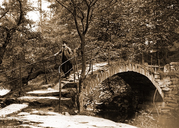 April - Roman Bridge