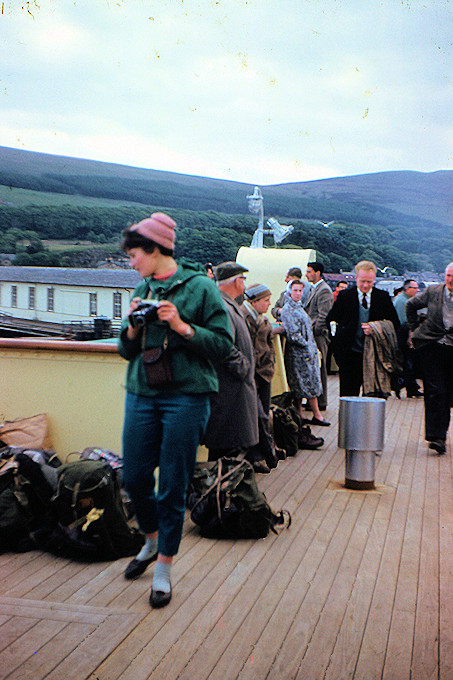 WH1961-001 Leaving Fairly pier on way to Arran