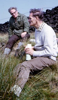 Frank & Ron Booth take a well earned break during a 1970 Willows Walk