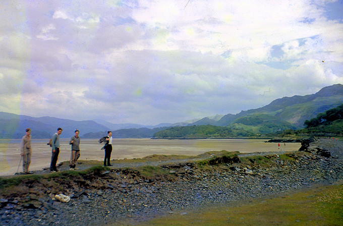 WH1962-056 Returning to Kings from Barmouth