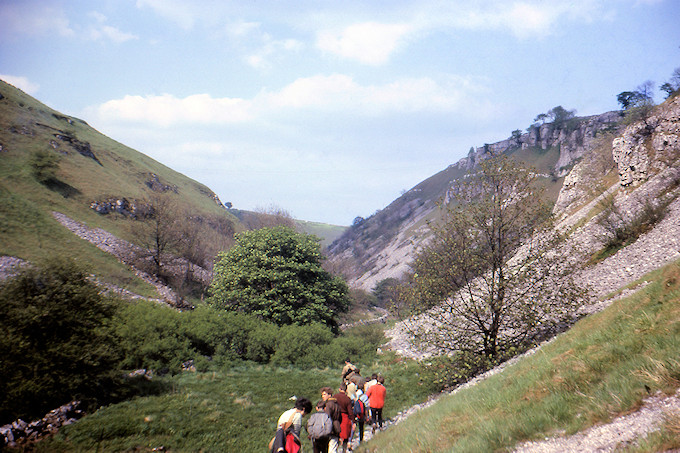 WW1965-009 Dee Dale, after the cave