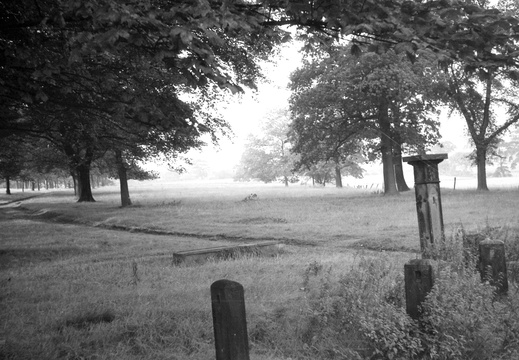 32 Marple Hall Gate Posts
