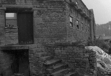 Bottoms Hall - Apprentice Houses