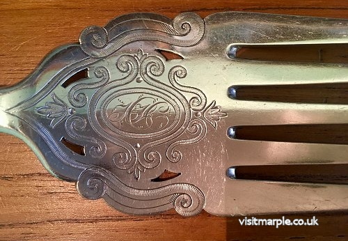 Souvenir: Hodgkinson Fish Server
