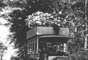 Dan Bank Bus