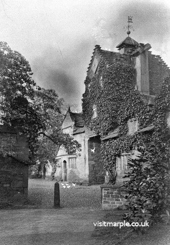 28a-29_Marple_Hall_Stables.jpg