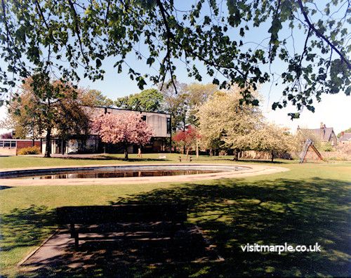 boating-pond-in-memorial-park.jpg