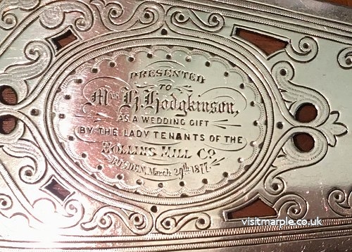 Souvenir: Hodgkinson Fish Server
